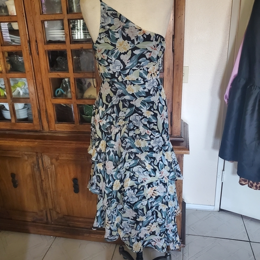 Floral One-Shoulder Ruffle Dress - Picture 3 of 13